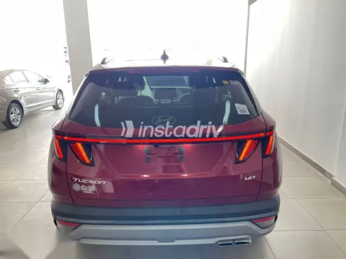 هيونداي توسان 2025 أحمر جديدة للبيع - 3