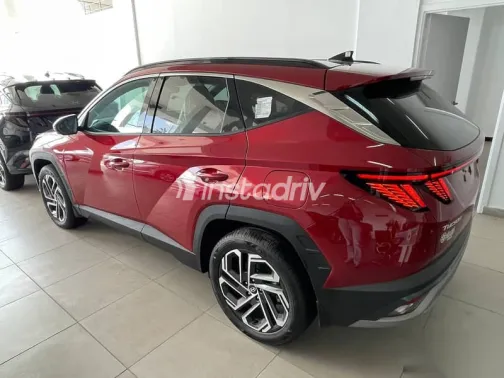 هيونداي توسان 2025 أحمر جديدة للبيع - 4