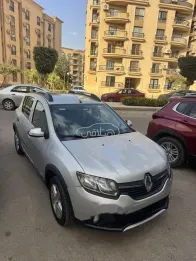 رينو سانديرو  ( ستيب  واى ) 2016 فضي مستعملة للبيع