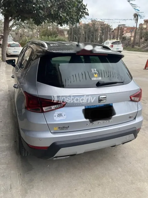 سيات ارونا 2021 أبيض مستعملة للبيع - 2