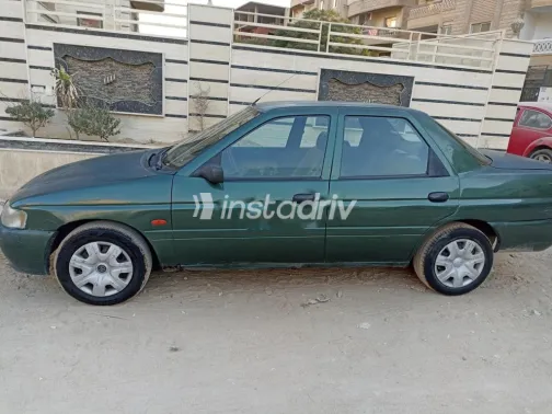 فورد اسكورت 1998 أخضر غامق مستعملة للبيع - 1