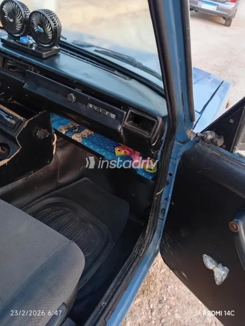 لادا 2105 1995 أزرق مستعملة للبيع - 1