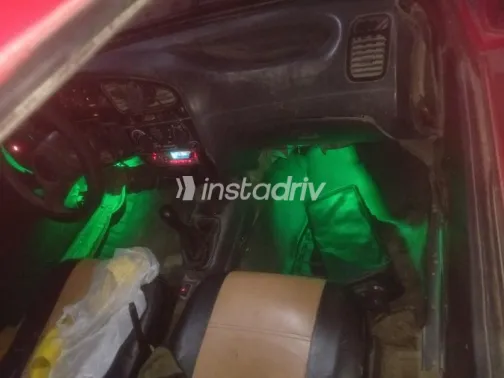 فيات فلوريدا 2004 أحمر مستعملة للبيع - 5