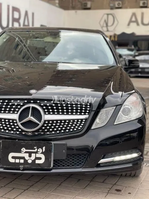 Mercedes E 200 2013 Black Used for Sale - 2