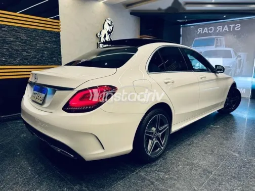 مرسيدس C 180 2019 أبيض مستعملة للبيع - 2