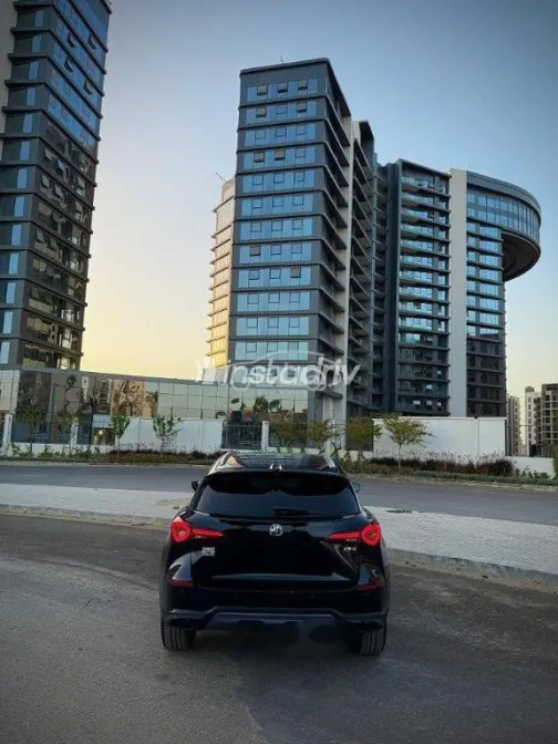 ام جى وان 2026 أسود مستعملة للبيع - 5