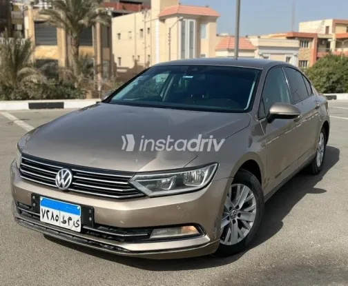 Volkswagen Passat 2017 Beige Used for Sale - 3
