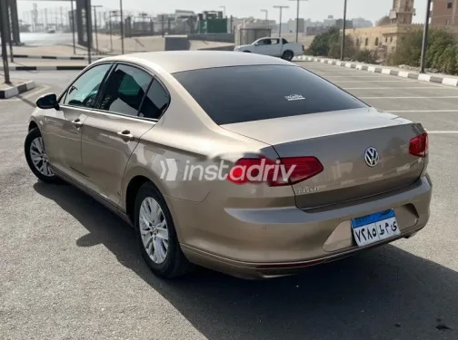 Volkswagen Passat 2017 Beige Used for Sale - 4