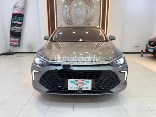 بايك يو 5 بلس 2025 فضي مستعملة للبيع - 1