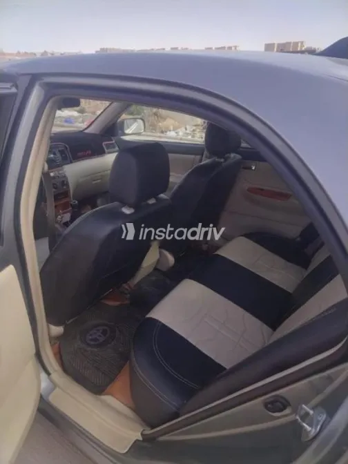 بى واى دى‬ F3 2016 فضي مستعملة للبيع - 2