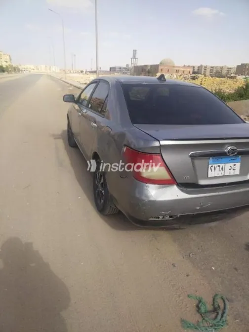 بى واى دى‬ F3 2016 فضي مستعملة للبيع - 4