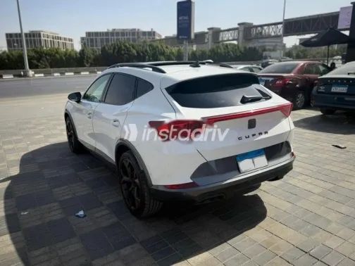 كوبرا فورمينتور 2023 أبيض مستعملة للبيع - 4