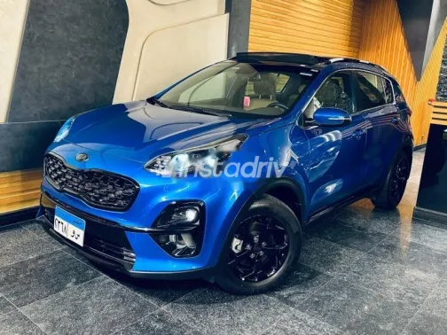 كيا سبورتاج 2022 أزرق غامق مستعملة للبيع - 4
