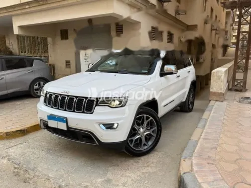Jeep Grand Cherokee 2021 White Used for Sale - 1
