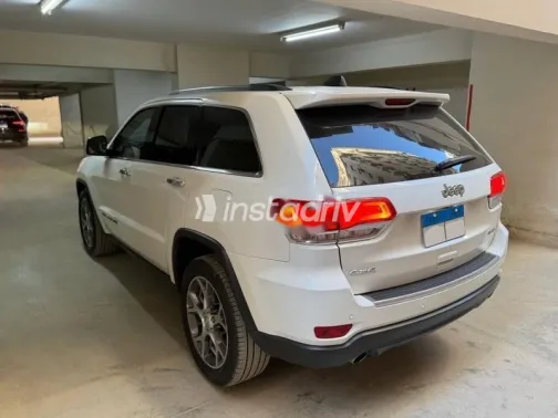 Jeep Grand Cherokee 2021 White Used for Sale - 2