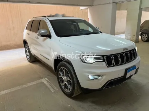 Jeep Grand Cherokee 2021 White Used for Sale - 3