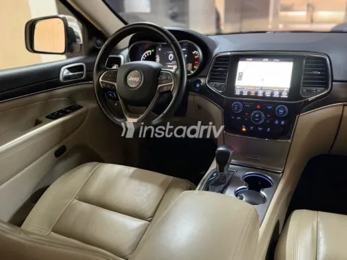 Jeep Grand Cherokee 2021 White Used for Sale - 5