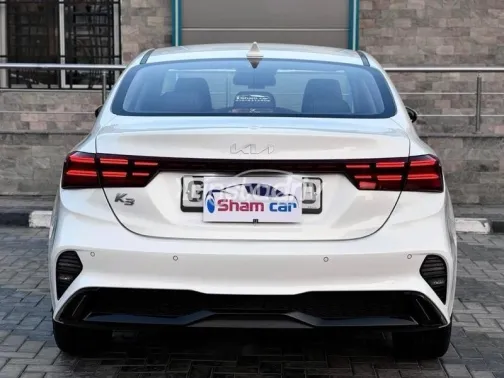 كيا K3 2023 أبيض مستعملة للبيع - 4