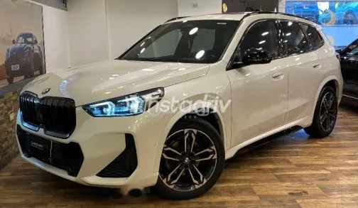 بي ام دبليو X1 2024 أبيض مستعملة للبيع - 2