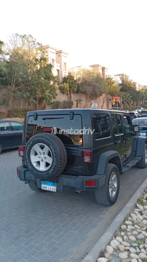 Jeep Wrangler 2015 White Used for Sale - 2