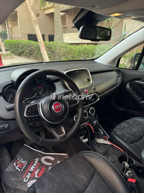 فيات 500 X 2021 أبيض مستعملة للبيع - 6