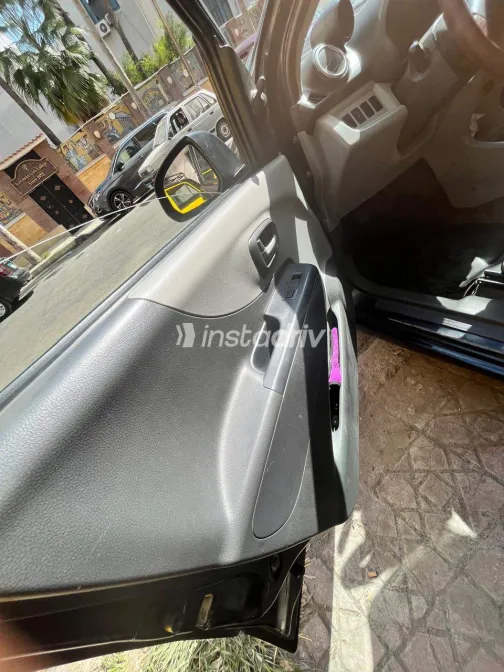 Suzuki Celerio 2010 White Used for Sale - 1