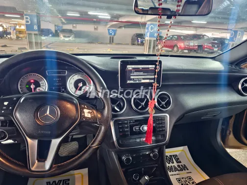 Mercedes A 200 2013 White Used for Sale - 6