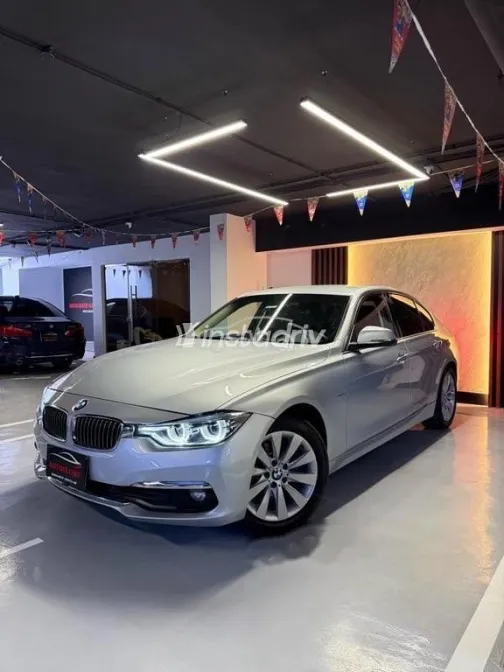 BMW 318 2019 Silver Used for Sale - 2