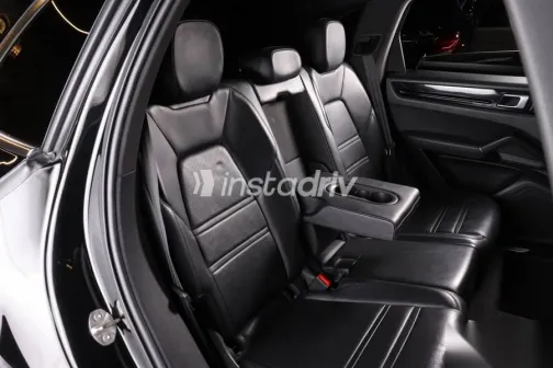 بورش كايين 2020 أسود مستعملة للبيع - 6