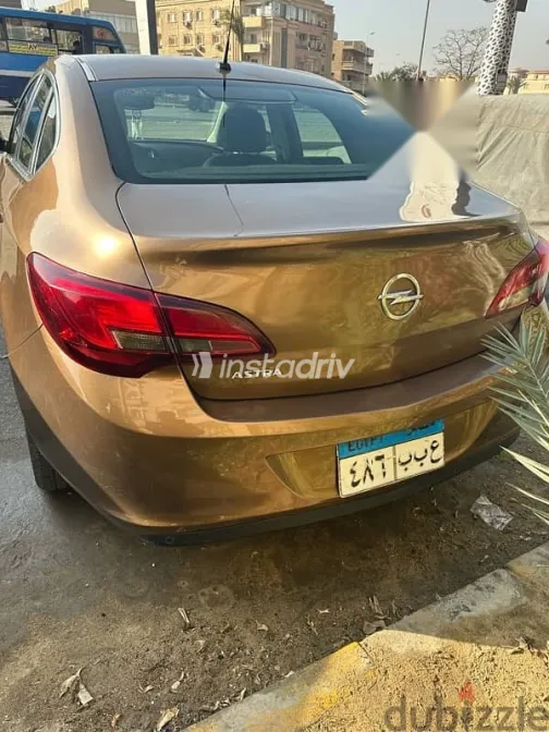 Opel Astra 2015 Gold Used for Sale - 2