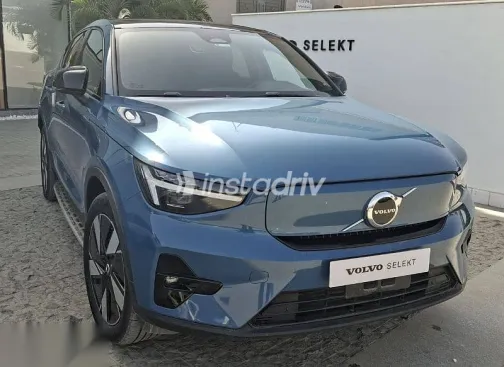 فولفو C40 2024 أزرق غامق مستعملة للبيع - 3