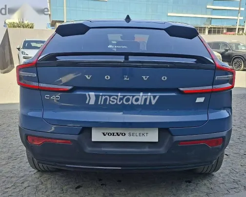 فولفو C40 2024 أزرق غامق مستعملة للبيع - 4