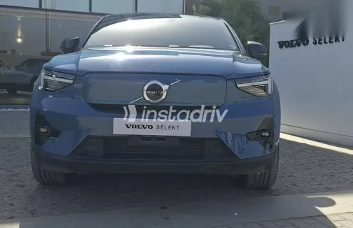 فولفو C40 2024 أزرق غامق مستعملة للبيع - 6