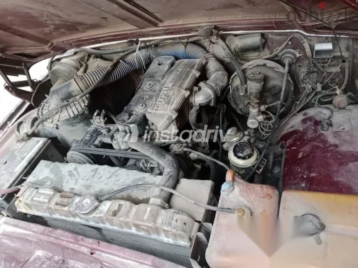 جيب واجونير 1987 بني مستعملة للبيع - 8