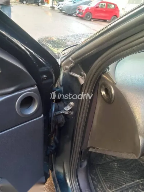 Ford Mondeo 1997 White Used for Sale - 3