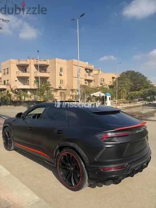 Lamborghini Urus 2022 White Used for Sale - 1