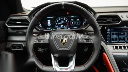 Lamborghini Urus 2022 White Used for Sale - 7
