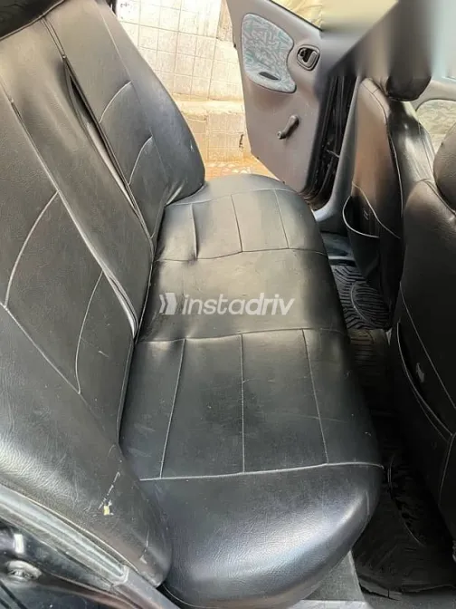 دايو لانوس 1999 أسود مستعملة للبيع - 4