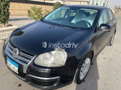 فولكس فاغن جيتا 2010 أسود مستعملة للبيع - 2