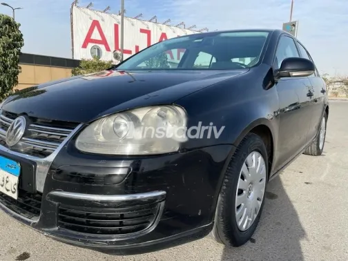 فولكس فاغن جيتا 2010 أسود مستعملة للبيع - 3