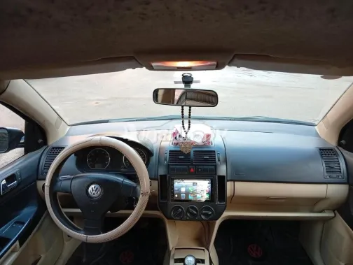 فولكس فاغن بولو 2009 أسود مستعملة للبيع - 2