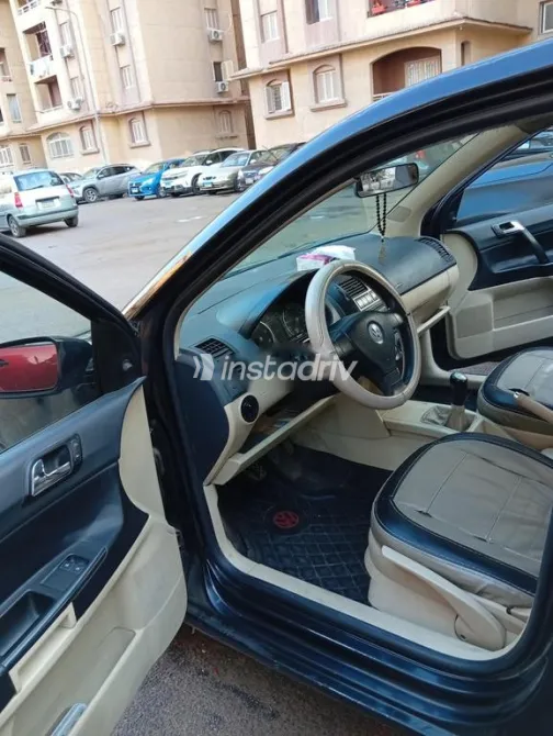 فولكس فاغن بولو 2009 أسود مستعملة للبيع - 4