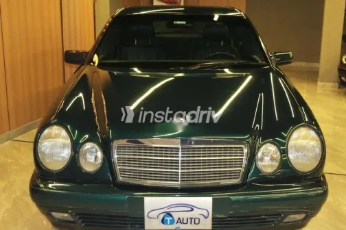 مرسيدس E 200 1998 أبيض مستعملة للبيع - 2