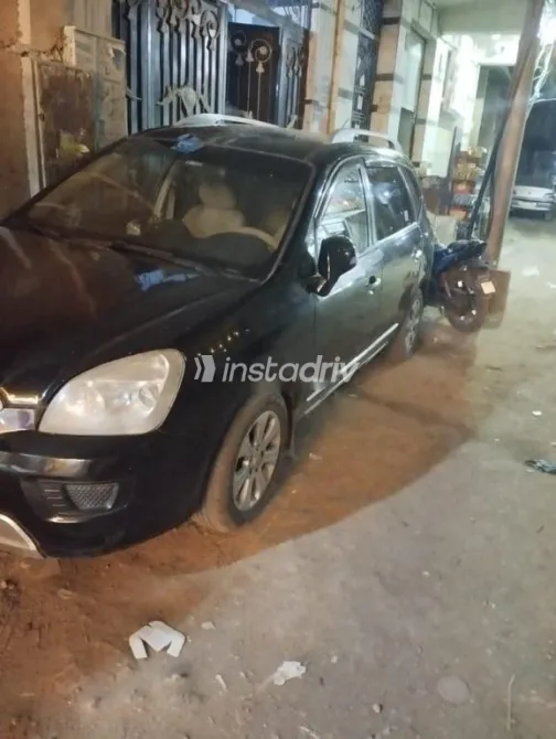 Kia Carens 2012 Black Used for Sale - 3