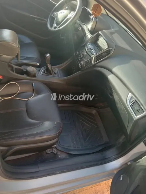 شيرى اريزو 5 2021 فضي مستعملة للبيع - 1