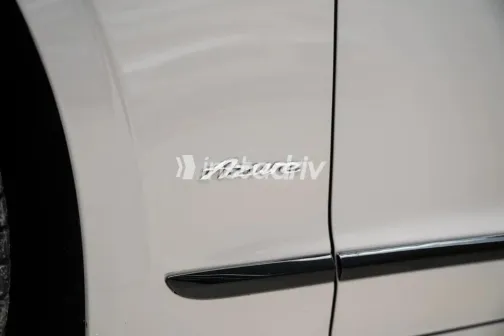 Bentley Flying Spur 2024 Beige Used for Sale - 5