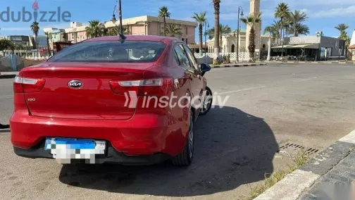 كيا ريو 2016 أحمر مستعملة للبيع - 3