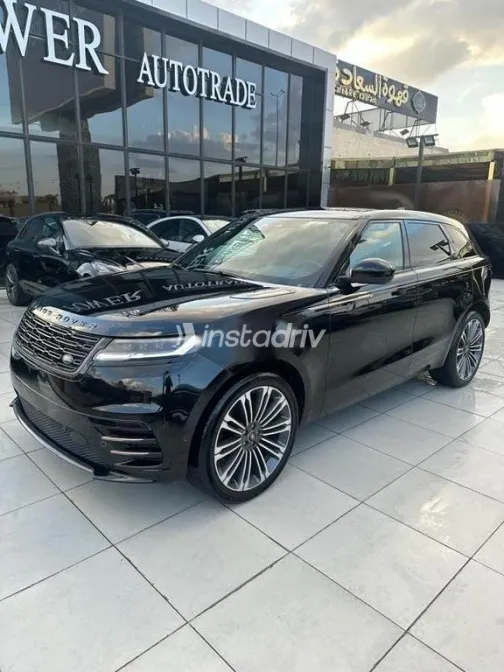 لاند روفر فيلار 2024 أسود مستعملة للبيع - 2