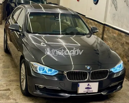 بي ام دبليو 320 2013 أبيض مستعملة للبيع - 3