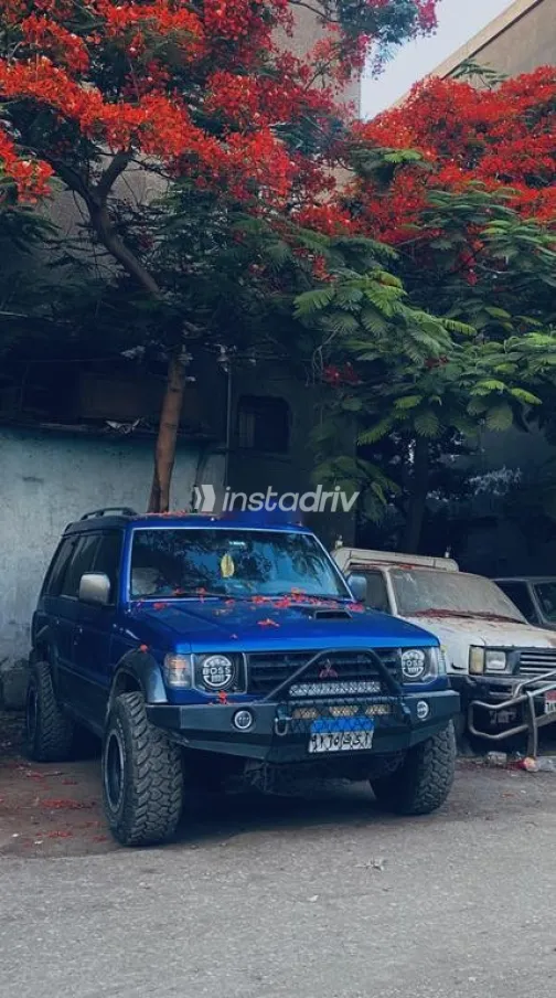 Mitsubishi Pajero 1997 Blue Used for Sale - 1